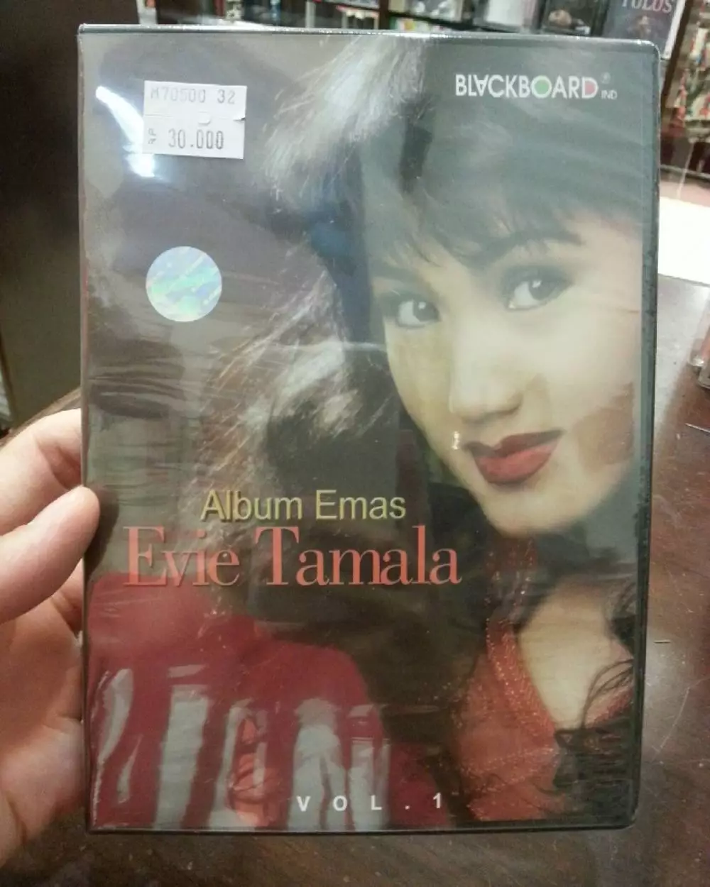 Wanita ini Diva Dangdut borong piala © berbagai sumber