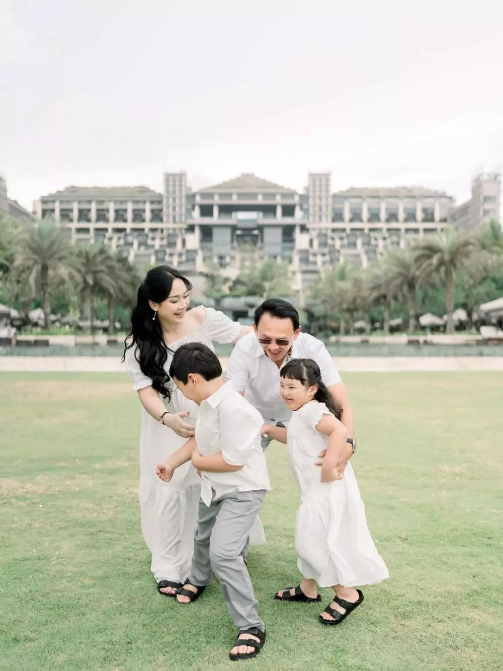 Puput Nastiti Devi istri Ahok hamil anak ketiga © 2025 Instagram Puput Nastiti Devi istri Ahok hamil anak ketiga © 2025 Instagram