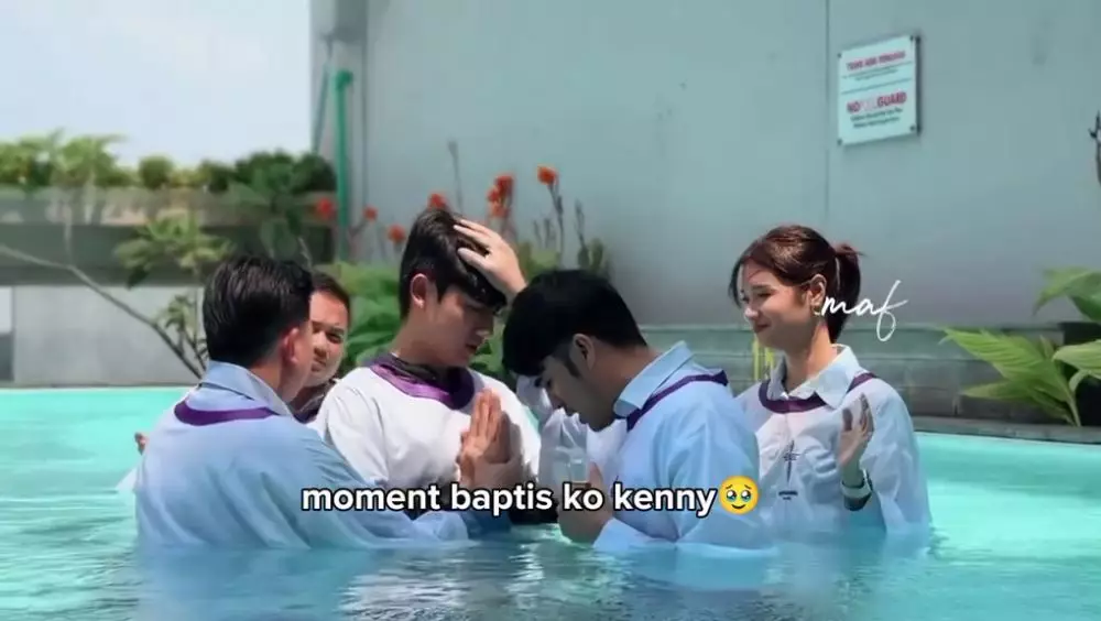 Kenny Austin jalani pembaptisan sebelum nikah © 2025 Instagram Kenny Austin jalani pembaptisan sebelum nikah © 2025 Instagram