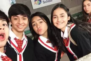 Para pemainnya mulai masuki jenjang hidup baru, ini 9 potret jadul kebersamaan bintang Mermaid in Love