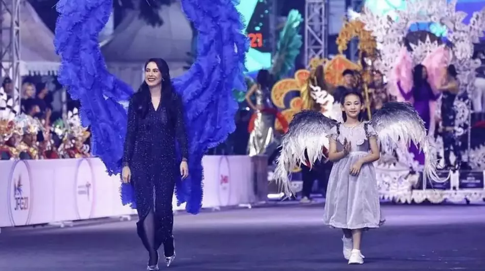 Arumi Bachsin dan putri sulungnya © Instagram