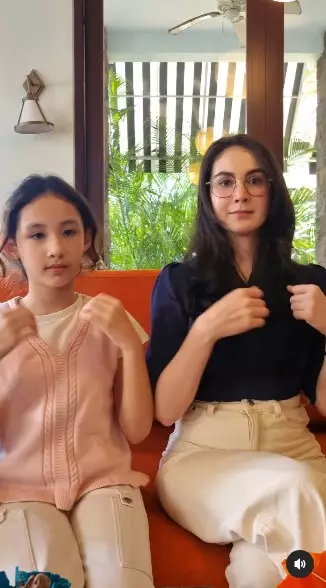 Arumi Bachsin dan putri sulungnya © Instagram