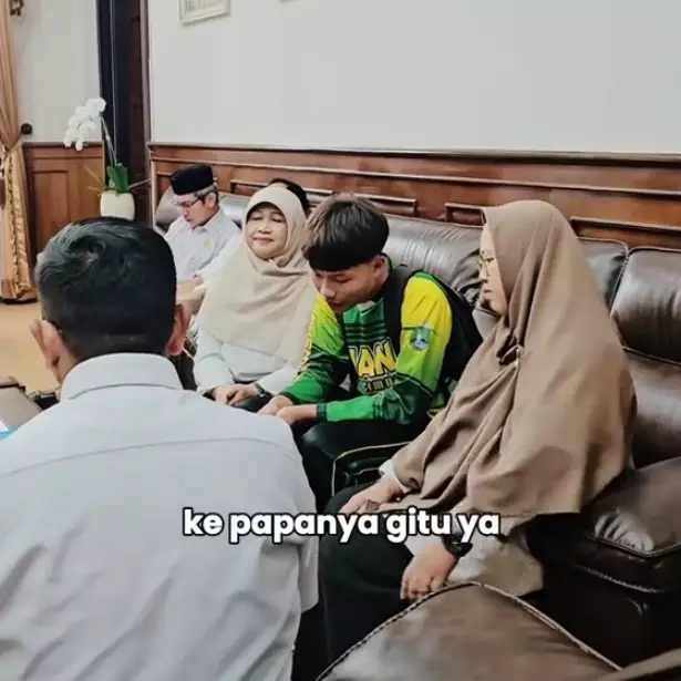 Kepala sekolah dan murid yang kepergok merokok saling minta maaf, konflik berakhir damai