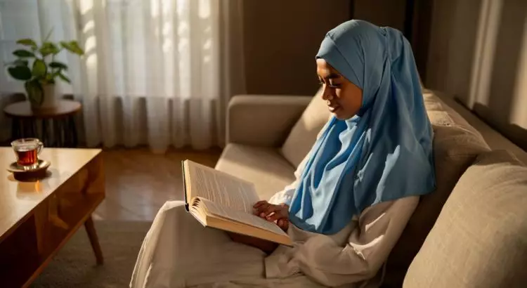 100 Kata-kata filsafat kehidupan yang menyentuh hati dan membuka pikiran