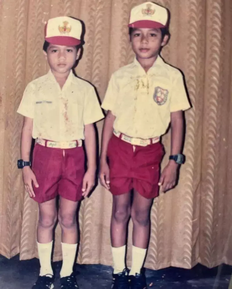 Transformasi Rizky Billar kecilnya disebut mirip Lesty Kejora © 2025 brilio.net Transformasi Rizky Billar kecilnya disebut mirip Lesty Kejora © 2025 brilio.net