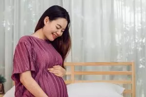 10 Skincare mengatasi jerawat untuk ibu hamil, kulit tak sensitif harga di bawah Rp 150 ribu