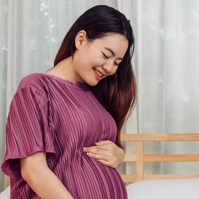 10 Skincare mengatasi jerawat untuk ibu hamil, kulit tak sensitif harga di bawah Rp 150 ribu