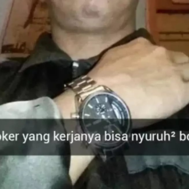 9 Status lucu WhatsApp terbaru ini nggak cuma bikin ngakak tapi juga geleng kepala, makin absrud