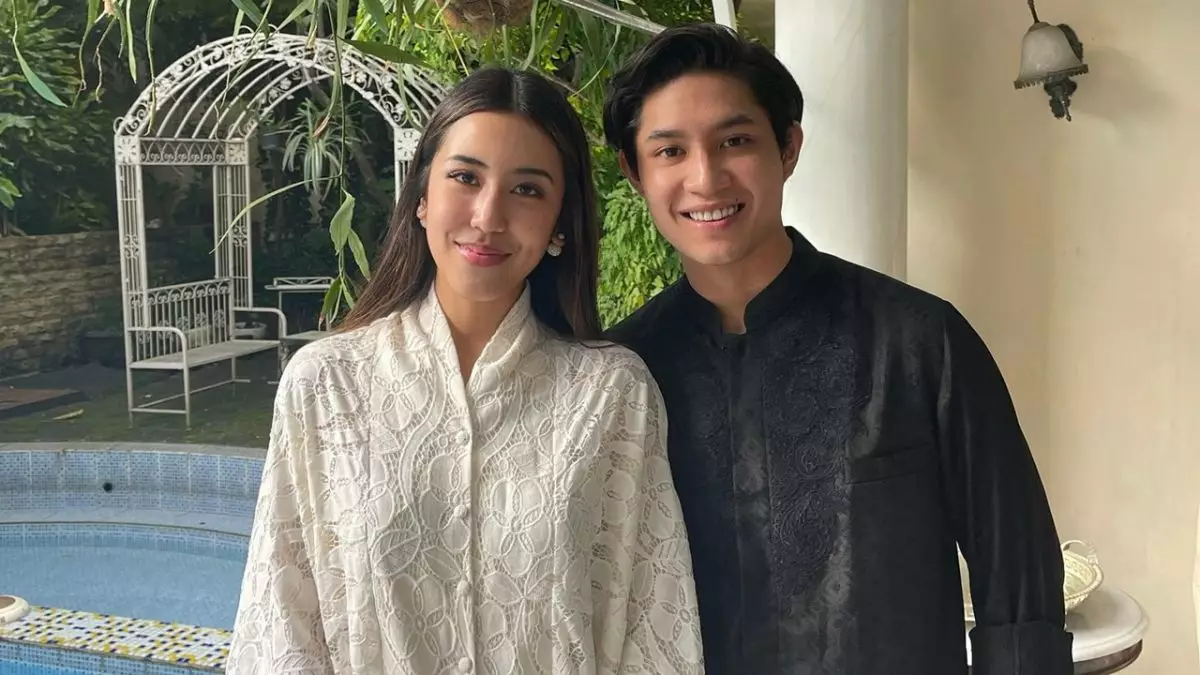 Akhirnya terungkap, ini 7 potret momen Teuku Rassya melamar Cleantha Islan di Jepang, romantis pol