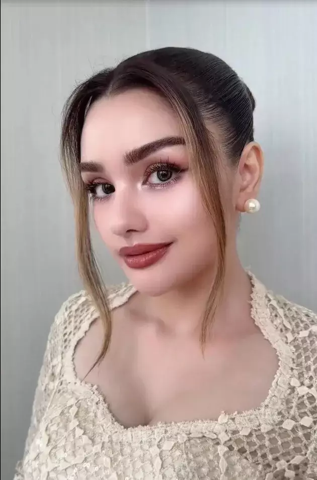 Nurah Syahfirah ibu sambung Teuku Rassya © 2025 berbagai sumber Nurah Syahfirah ibu sambung Teuku Rassya © 2025 berbagai sumber