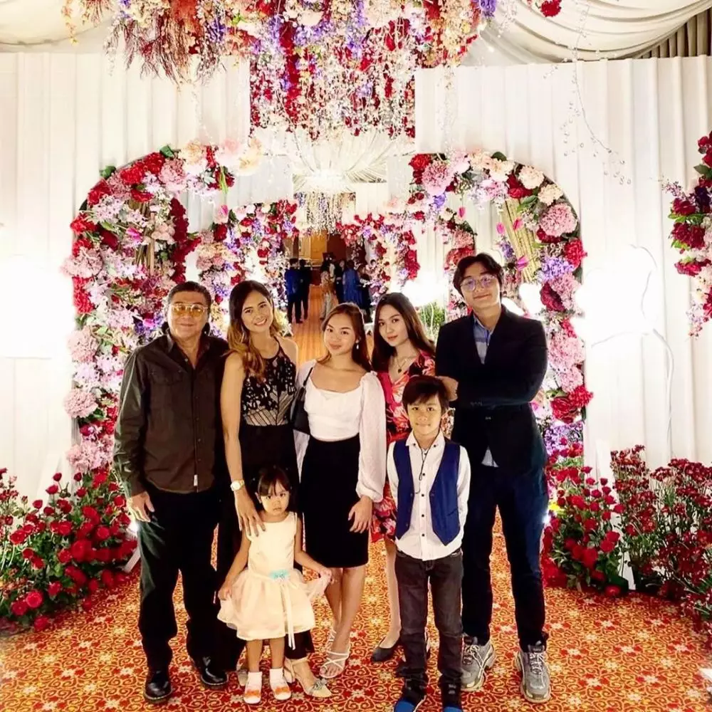 pesona rumiyati ningsih istri willy dozan © instagram pesona rumiyati ningsih istri willy dozan © instagram