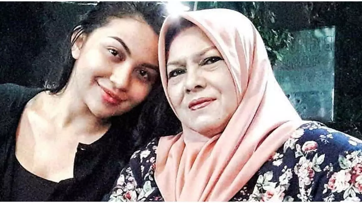 Tak banyak yang tahu, ternyata 5 seleb ini cucu artis senior, begini potret kebersamaannya