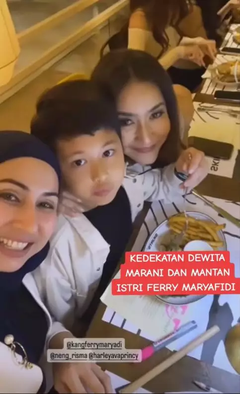 risma dan deswita bak anak ibu © berbagai sumber