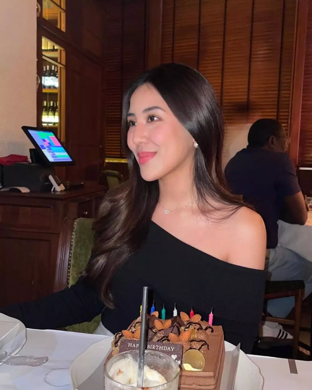 Potret Cleantha Islan calon istri Teuku Rassya © 2025 Instagram Potret Cleantha Islan calon istri Teuku Rassya © 2025 Instagram