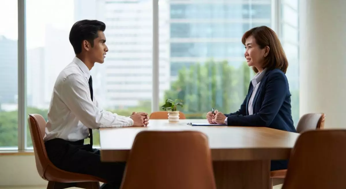 8 Rahasia lolos interview kerja pertama kali, panduan lengkap untuk fresh graduate