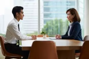 8 Rahasia lolos interview kerja pertama kali, panduan lengkap untuk fresh graduate