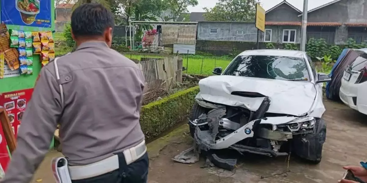 Ingat kasus pengemudi BMW tabrak mahasiswa UGM hingga tewas? Terdakwa dituntut 2 tahun, akui lalai
