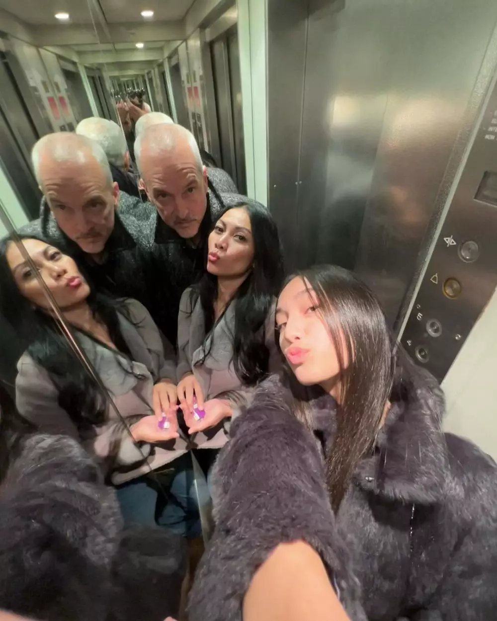 Kebersamaan Anggun dan anaknya © 2023 brilio.net Kebersamaan Anggun dan anaknya © 2023 brilio.net