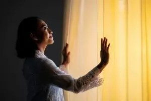 100 Kata-Kata bijak setelah dikhianati oleh pasangan, bangkit dari luka