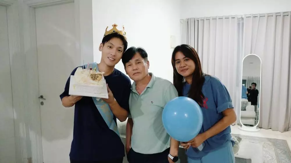 Na Daehoon ulang tahun di tengah isu Jule selingkuh © 2025 Instagram Na Daehoon ulang tahun di tengah isu Jule selingkuh © 2025 Instagram