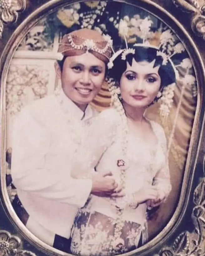 Foto lawas Viona Rosalina istri Eko Patrio © 2025 brilio.net Foto lawas Viona Rosalina istri Eko Patrio © 2025 brilio.net