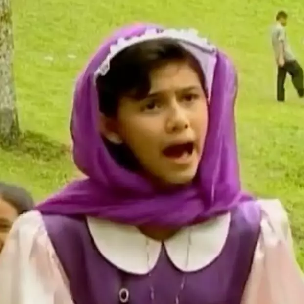 Gadis cilik di serial TV ini kini jadi istri komisaris BUMN, intip 9 potret lawasnya