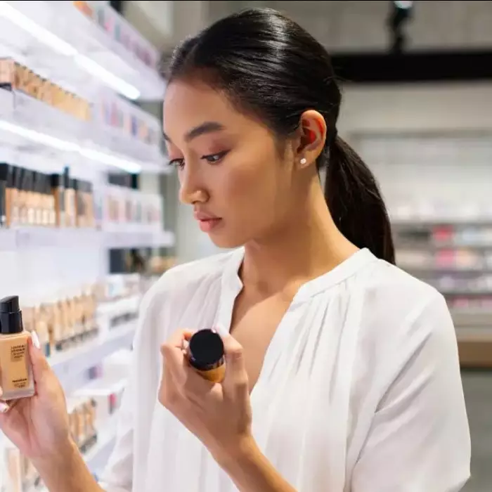 10 Produk drugstore dengan kualitas setara high-end, tapi harga tetap bersahabat