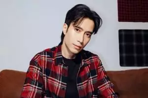 Vidi Aldiano curhat kena mental gegara berita miring soal penyakitnya, butuh dukungan agar sembuh