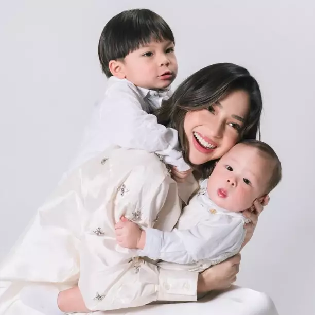 Nikita Willy bagikan menu makan Issa Xanders, lauknya simpel lahap makan telur dadar dan tempe goreng