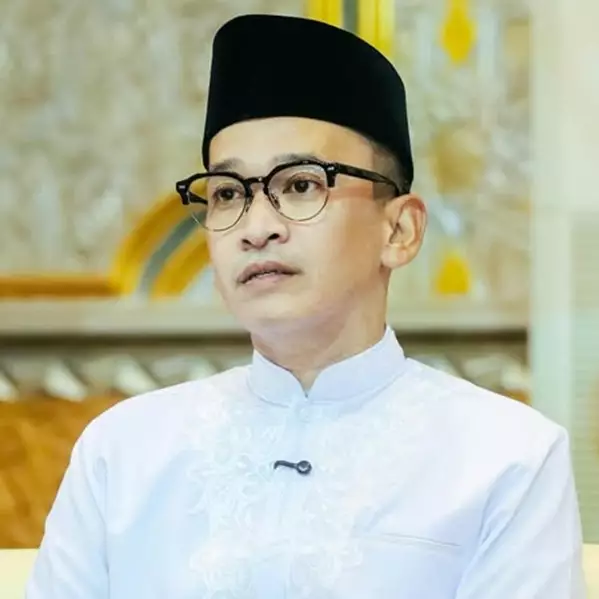 10 Potret rumah Ruben Onsu yang dipenuhi doa sehari-hari, jadi tempat belajar sekaligus ibadah