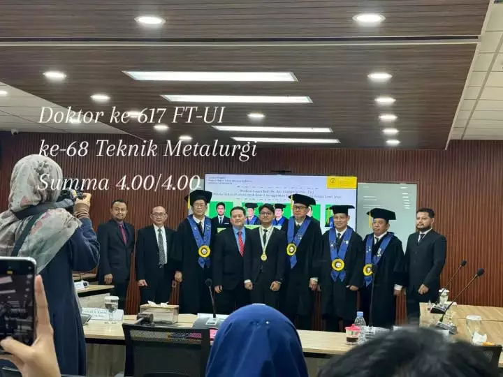 pria usia 27 jadi doktor Teknik Metalurgi © TikTok pria usia 27 jadi doktor Teknik Metalurgi © TikTok