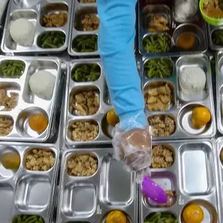 Demi cegah keracunan, BGN: Masak MBG harus pakai air galon, tak bisa ditawar