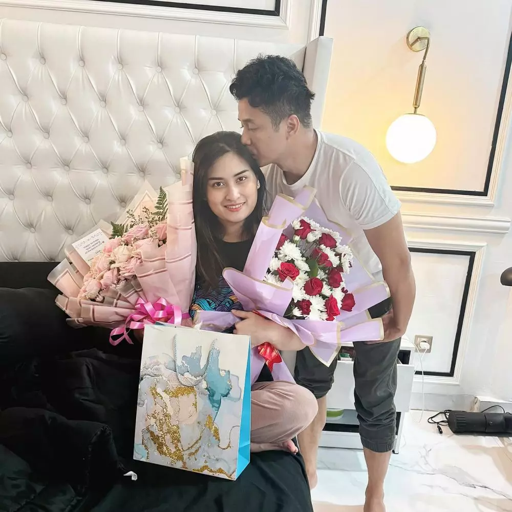 perjalanan cinta Adly Fairuz dan Angbeen Rishi © Instagram perjalanan cinta Adly Fairuz dan Angbeen Rishi © Instagram