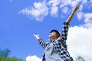 100 Kata-kata motivasi bijak menjelang siang, membawa semangat baru untuk melangkah maju