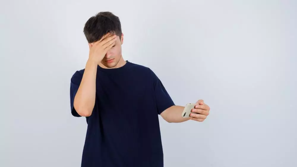 100 Kata-kata motivasi bijak saat mengalami kegagalan, bikin hati tenang, sabar, dan kembali kuat © 2025 brilio.net 100 Kata-kata motivasi bijak saat mengalami kegagalan, bikin hati tenang, sabar, dan kembali kuat © 2025 brilio.net