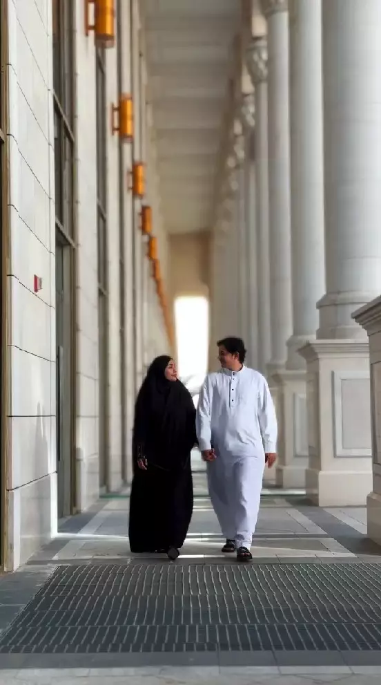 Andrew Andika dan dan Violentina Kaif umrah © Instagram Andrew Andika dan dan Violentina Kaif umrah © Instagram