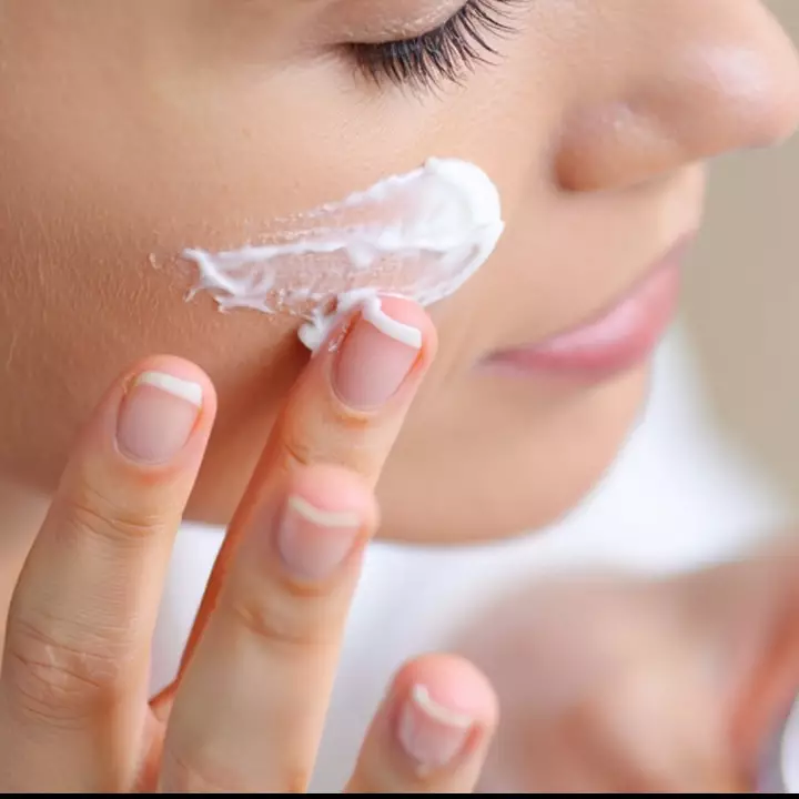 10 Rekomendasi skincare tanpa merkuri aman untuk kulit sensitif