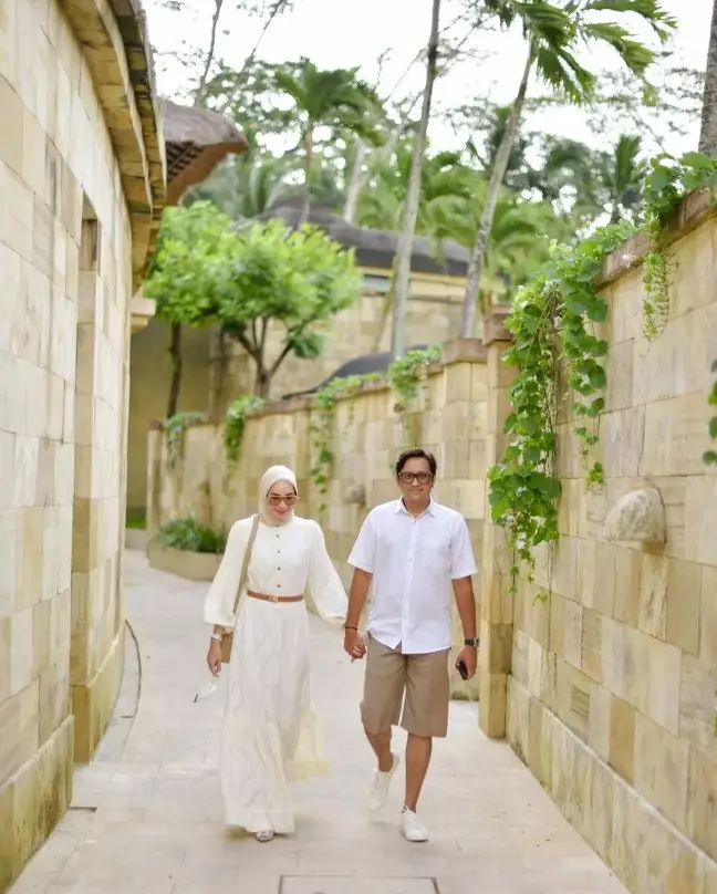 Andre Taulany dan Erin akhirnya sepakat cerai © berbagai sumber Andre Taulany dan Erin akhirnya sepakat cerai © berbagai sumber