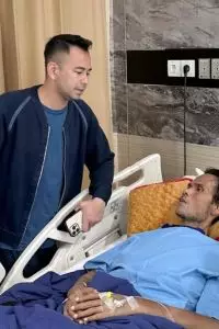 Raffi Ahmad tanggung biaya pengobatan dan rumah sakit, ini 9 potret Fahmi BO dirawat kamar VIP