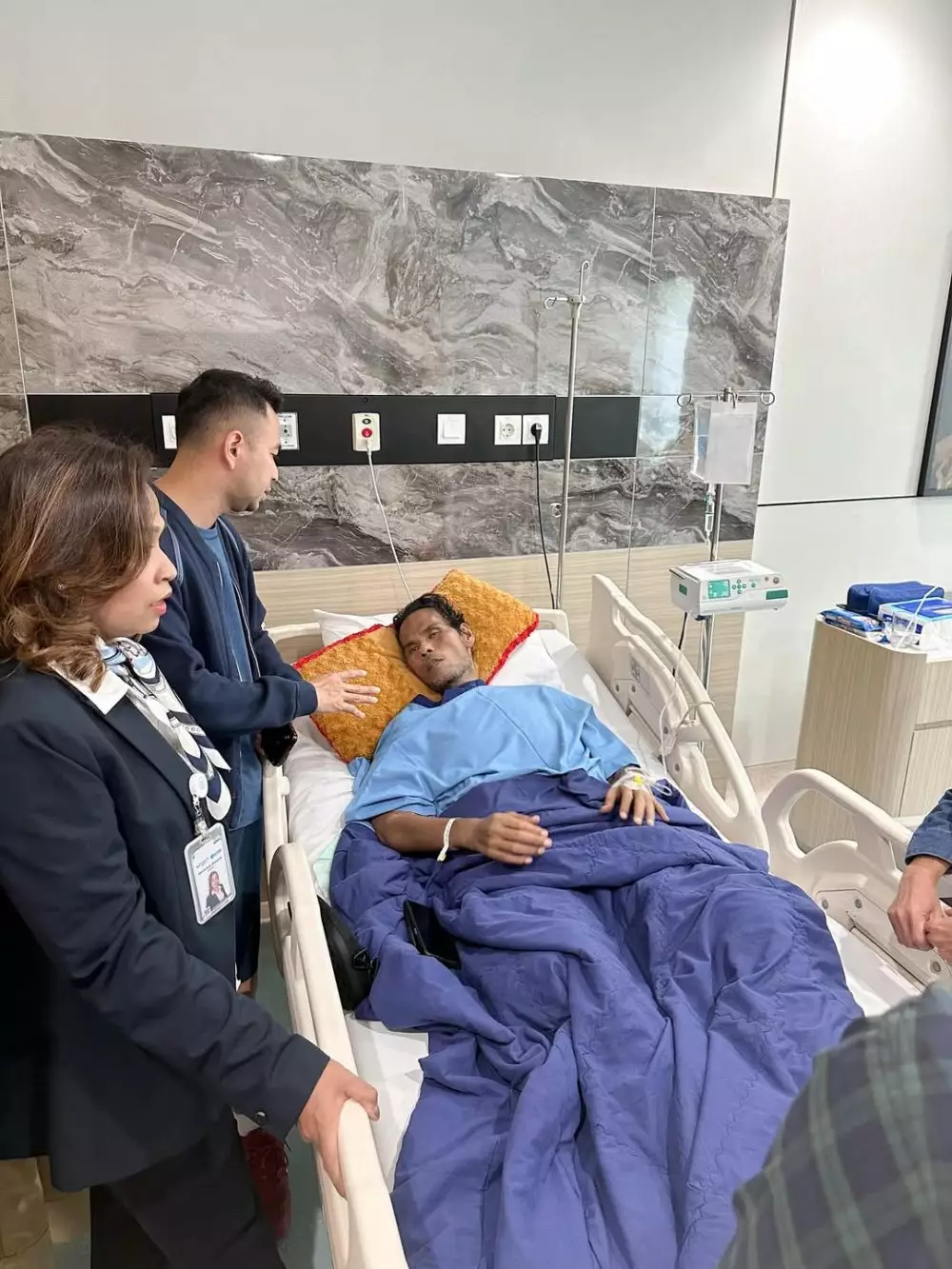 Fahmi BO dirawat kamar VIP dibiayai Raffi Ahmad © 2025 brilio.net Fahmi BO dirawat kamar VIP dibiayai Raffi Ahmad © 2025 brilio.net