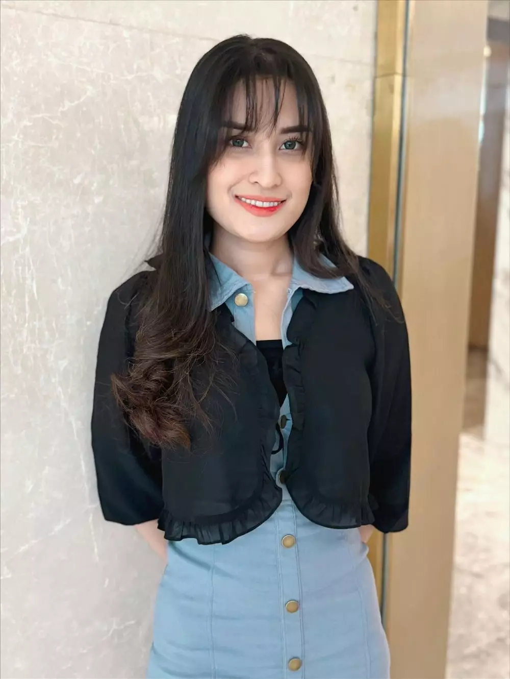 viral curhatan lawas ibunda Angbeen Rishi © berbagai sumber