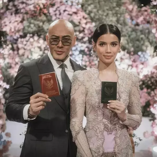 Pilih cerai usai 3 tahun menikah, Deddy Corbuzier dan Sabrina Chairunnisa buka suara soal perpisahan