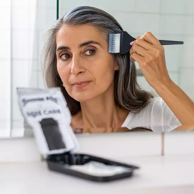 Cara ajaib balikin rambut uban jadi hitam cuma dengan 1 jenis biji-bijian, auto legam