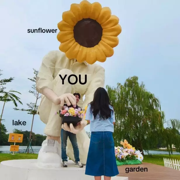 Usahanya totalitas abis, viral pria niat banget buat patung bunga matahari raksasa untuk lamar kekasih