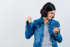 100 Kata-kata motivasi bijak tentang uang dan waktu, penuh makna mendalam