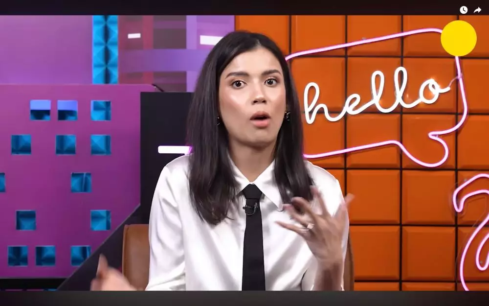 Sabrina Chairunnisa ungkap sisi menyebalkan dan baik Deddy Corbuzier © 2025 brilio.net Sabrina Chairunnisa ungkap sisi menyebalkan dan baik Deddy Corbuzier © 2025 brilio.net