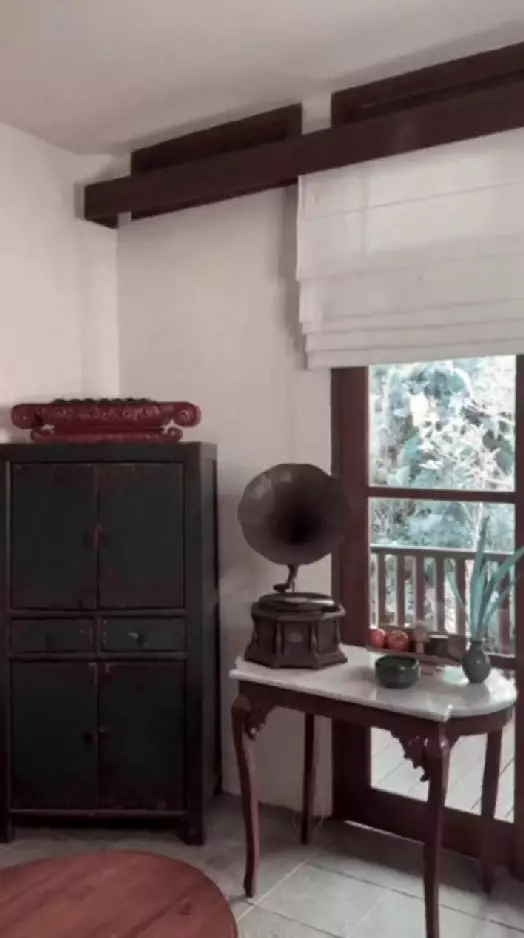 rumah baru Ariel Tatum ini bergaya klasik © TikTok rumah baru Ariel Tatum ini bergaya klasik © TikTok