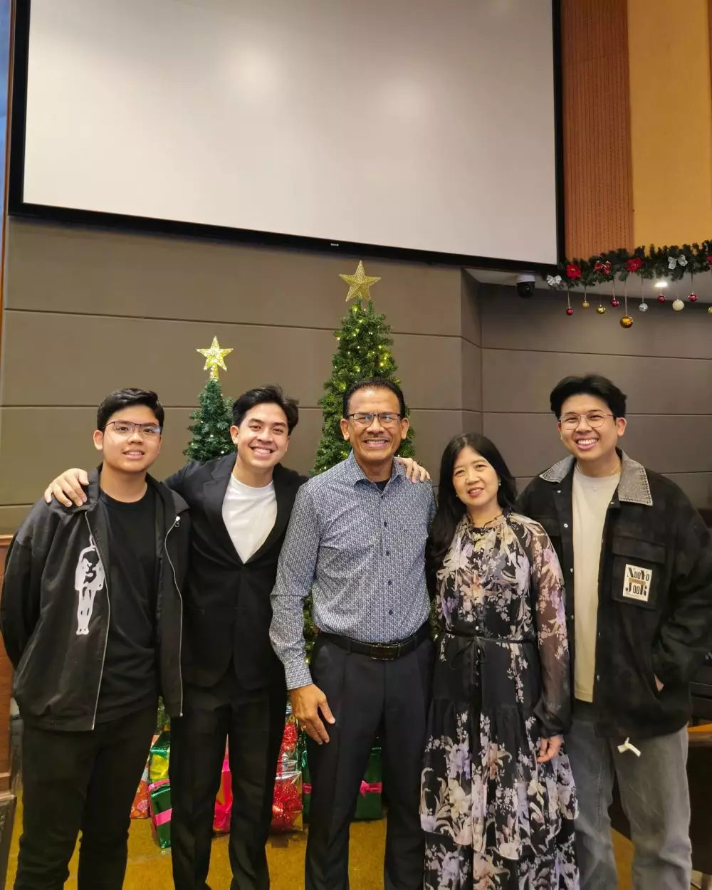 kebersamaan jerome polin dan ayah © 2025 Instagram kebersamaan jerome polin dan ayah © 2025 Instagram