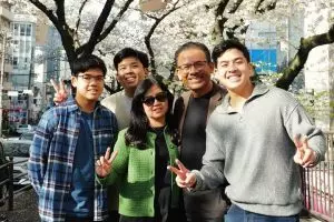 Kerap habiskan waktu bersama, 9 potret kebersamaan Jerome Polin dan ayahnya yang kini tinggal kenangan