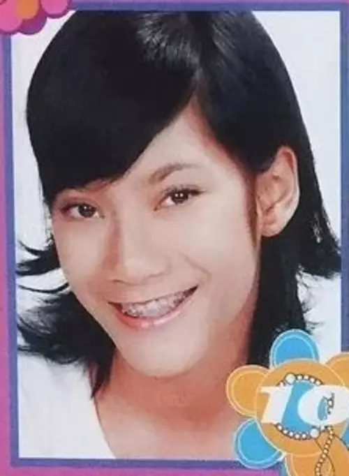 Potret Tara Basro Gadis Sampul 2005 © 2025 brilio.net Potret Tara Basro Gadis Sampul 2005 © 2025 brilio.net